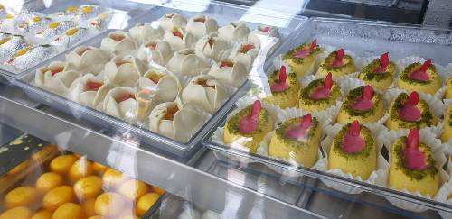 Turkish Baklava, Pakiza, Anarkali under one roof | Udaipur gets its biggest Sweet and Bakery outlet