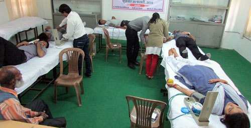 61 unit Blood donated at Vidya Bhawan Polytechnic College