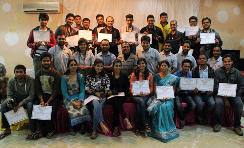 Youth learns ‘Art of Photography’ at workshop by Thalagiri