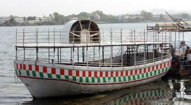 Double Decker Boat to Start Soon in Lake Fatehsagar