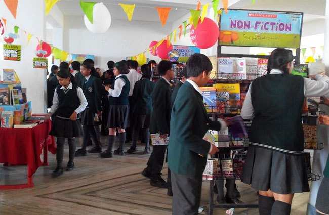 Book Fair Concludes at DPS