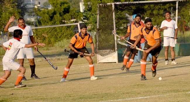 MLSU defeats Sikh Regiment in friendly Hockey match