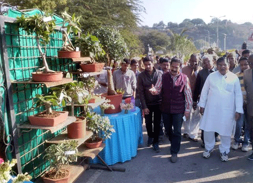 Kataria suggests beautification of Tourist Spots