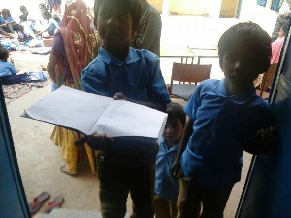 How 40 Kids from Slums were sent to School in One Day