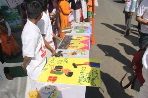 Bohra Youth School participates in Khushi Creative Workshop