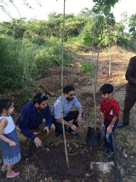 Round Table celebrates Arbor Day by supporting Green Udaipur
