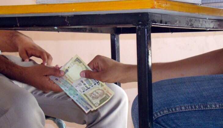 Mining Engineer & Clerk arrested with Rs. 1 Lac Bribe