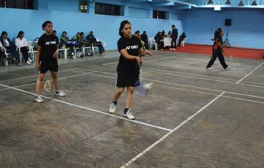 Inter-Univ Badminton Tournament Started