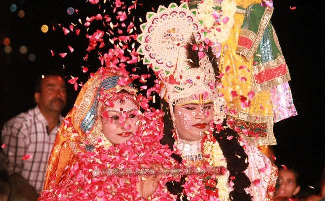 [Photos] Gangaur Marks Mewar Festival 2014