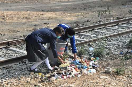 Swachh Railway Station by MDS and Career Heights