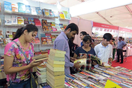 Holiday draws crowd at National Book Fair in Udaipur