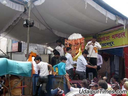 [Photos & Videos] Ganpati Visarjan 2010