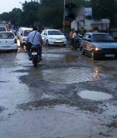 Dangerous potholes on Udaipur roads