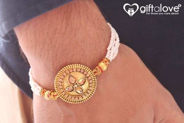 Giftalove.com Brings Forth New Collection of Rakhi Gifts for Brothers Online