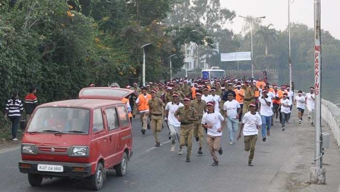 Sunday Safety Run ends Month long Road Safety Program by BIG FM