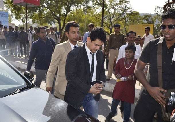 [Photos] Aamir Khan’s Short Visit to Udaipur