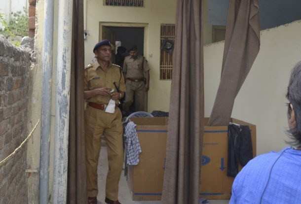 Double Murder Shakes the City: Hotel Owner and his Servant Killed Brutally