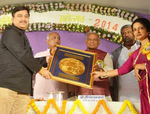 प्रो. सारंगदेवोत को मिला महर्षि वाल्मिकी सम्मान