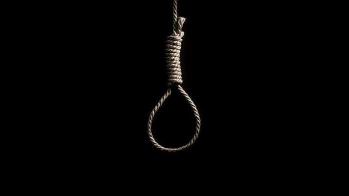 Teenager commits suicide due to depression