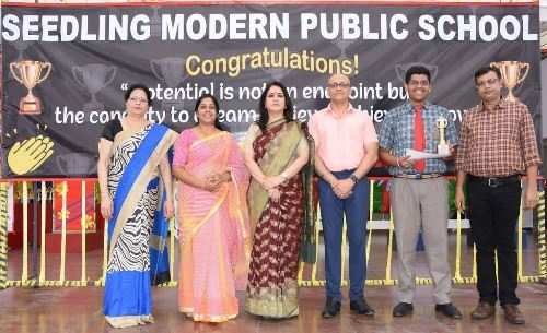 Felicitation of achievers at Seedling Modern Public School Udaipur