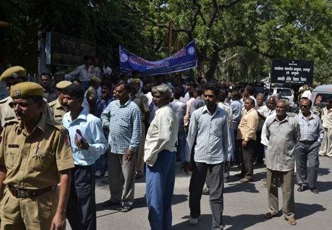 Water Works Employees held Procession, Warn administration of Strike