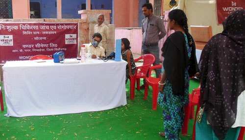 Villagers benefited in health camp by Wonder Cement