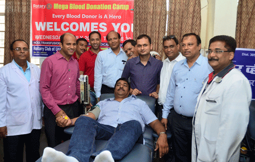 Three Rotary Clubs organize Mega Blood Donation Camp