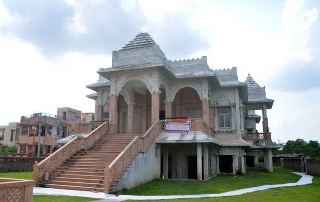 Theft at Jain temple