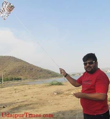International Kite Flyer suffers from Kidney Failure