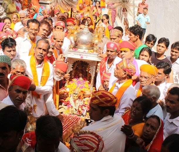 [Photos] Lord Jagannath Rath Yatra 2012
