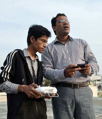 Micro Drone to capture City Monuments from Tomorrow