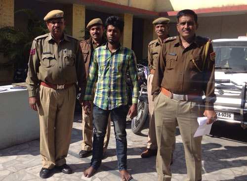 Surajpol Police arrests Mobile Loot accused