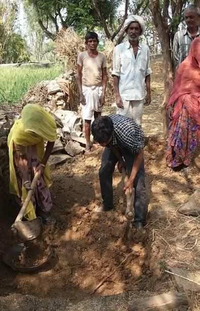 Bollywood film Gutru Gutargun triggering construction of Toilets in remote rural areas of Udaipur
