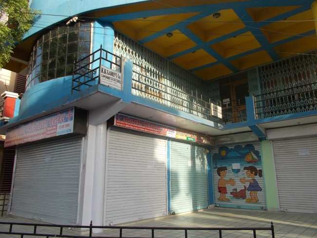 5 Shops at Bhopalpura Seized by UMC