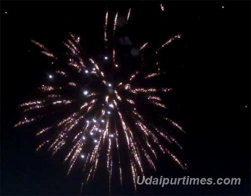Diwali Pics &Videos: Some Classic Captures by UT Team