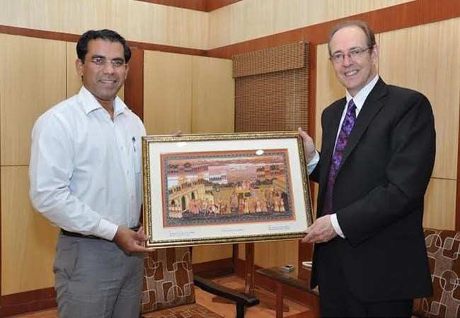 British High Commissioner arrives in Udaipur to learn about bureaucracy and politics