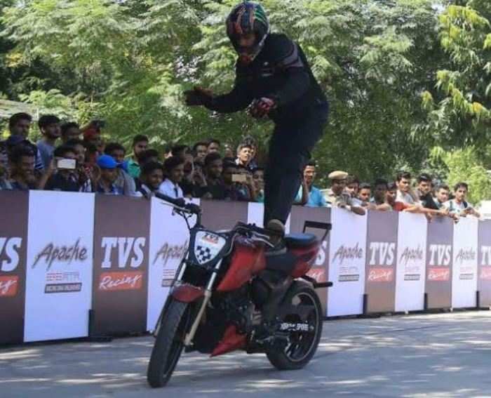 Stunt show by TVS Apache Pro Performance riders