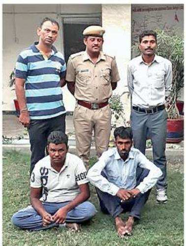 Inter-state vehicle theft racket busted by police