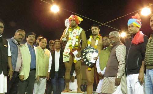 Azharuddin wins Rajasthan-MP Kesari Dangal