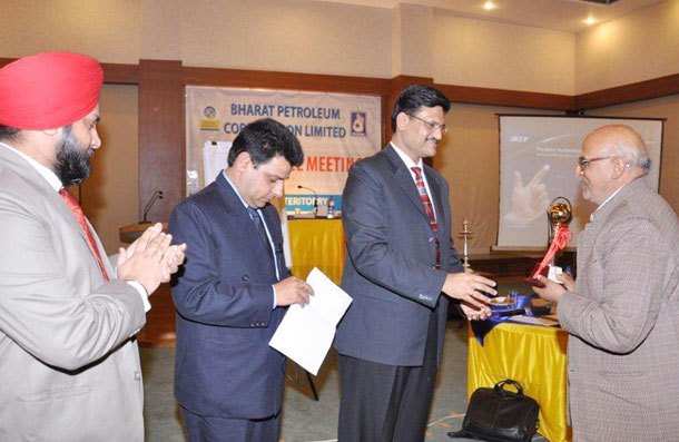 Petrol Station Receives award for top seller