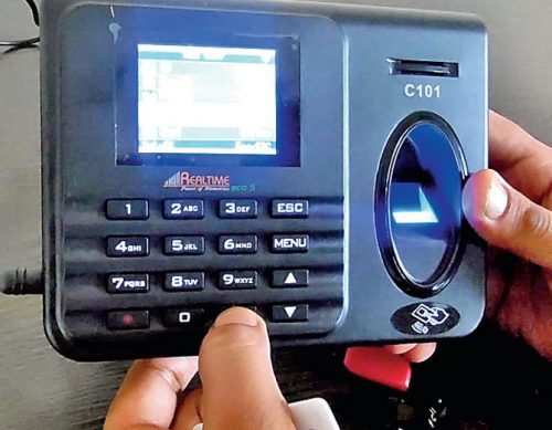 Obsolete Bio-metric machines operating in Udaipur hospitals