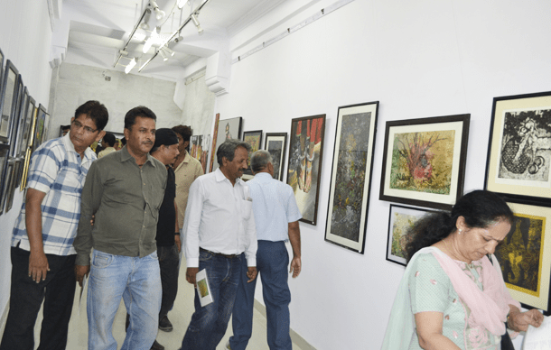 Fine Arts Exhibition at Bagore Ki Haveli