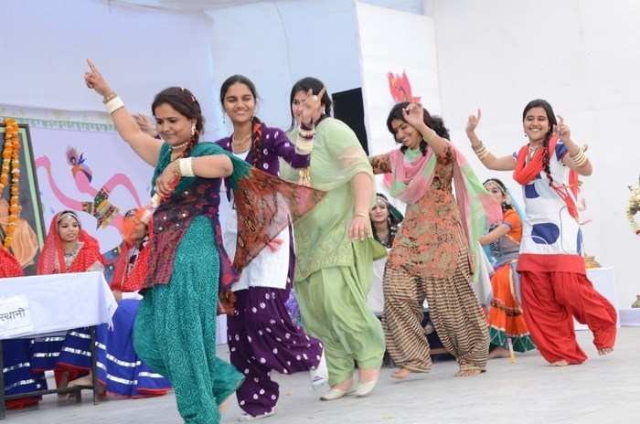 Colorful Annual Function 'Mayuri' Starts at BN College