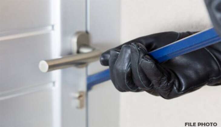 Daylight theft in Subhashnagar