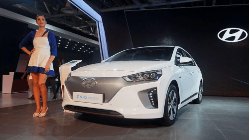Top 6 Electric Vehicles Unveiled at the 2018 Auto Expo