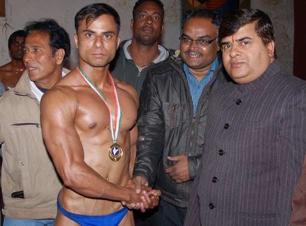 Body builders come face to face