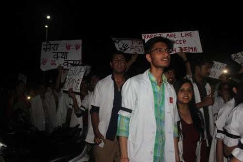 [Photos] Protest march at Fatehsagar pal