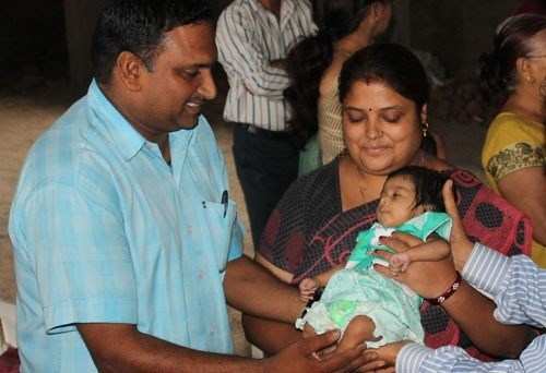 5 Couples Adopted babies from Mahesh Ashram
