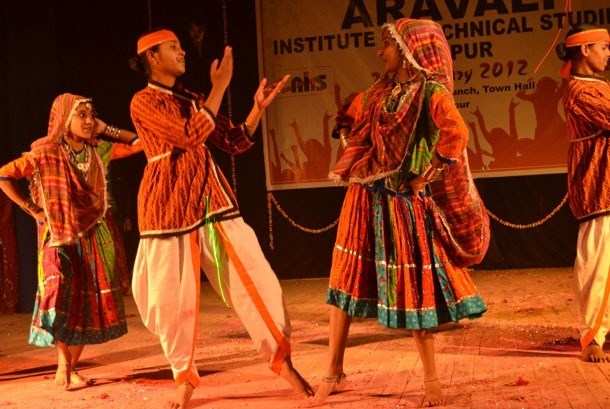 [Photos] Alok School Students topped Dance Competition