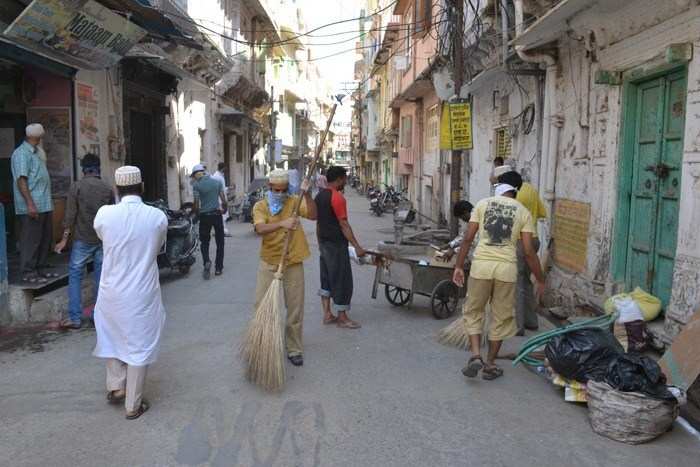 Cleanliness Drive by the Bohra Community